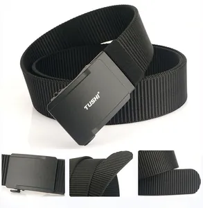 Vue détaillée d'une ceinture tactique en nylon avec boucle automatique noire ergonomique