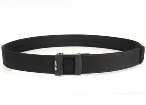 Detail of a 3.8cm black nylon tactical belt featuring a matte metal automatic quick-release buckle