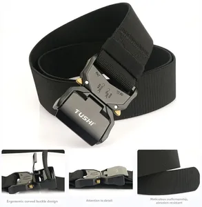 Détail de la boucle ergonomique en alliage de zinc sur ceinture tactique noire en nylon