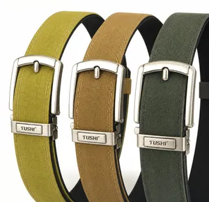 Détail des ceintures tactiques en nylon en couleurs olive, kaki et vert foncé