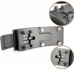 Vue détaillée du levier en alliage d'aluminium avec boucle à griffes pour ceinture de sport