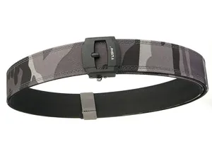 Detailed close-up of tactical camo outdoor belt with TUSHI brand matte black buckle