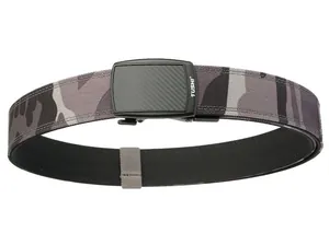Détail de la ceinture tactique en nylon camouflage gris avec boucle automatique TUSHI noire