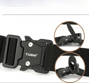 Detail showing the quick-release metal buckle and tactical nylon strap of the elastic belt