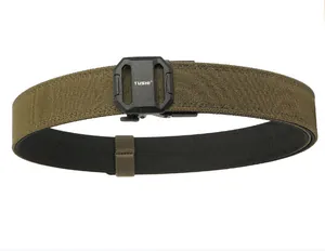 Detailed view of olive green tactical nylon belt featuring a black matte TUSHI buckle