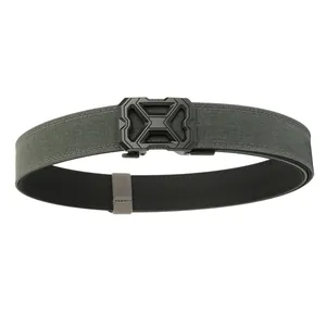 Outdoor Taktischer Nylongürtel mit grau-grünem Gewebe und schwarzer Schnalle