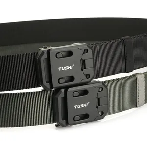 Detail view of TUSHI tactical belt with quick release buckle in black and olive green