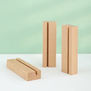Juego de 3 soportes de madera natural para tarjetas y fotos con diseño minimalista