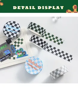 Nahaufnahme von Washi-Tape-Set mit Karomuster in Grün, Blau und Schwarz für DIY-Bastelarbeiten