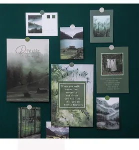 Détail de cartes murales esthétiques sur le thème de la forêt et des paysages