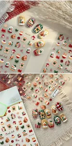 3D-Relief Weihnachts Nagelaufkleber mit süßen Bären und Schneekugel-Feiertagsmustern