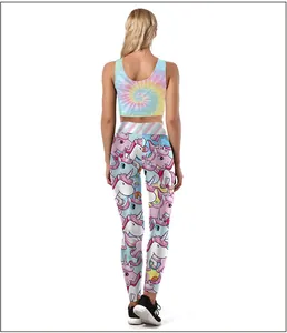 Rückansicht von Einhorn-Leggings und Batik-Crop-Top Yoga-Set aus elastischem Stoff