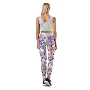 Yoga-Set für Damen mit Regenbogen-Tie-Dye-Top und Leggings mit Einhorn-Print in Pastell