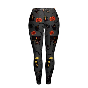 Leggings da donna per Halloween con stampe di zucche e pipistrelli su nero