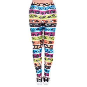 Leggings di Halloween per donna con stampe colorate di zucche e teschi vestibilità slim
