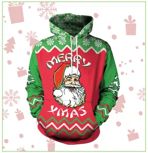 Dettaglio della stampa di Babbo Natale e testo Merry Xmas sulla felpa con cappuccio festiva