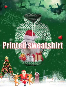 Détail d'un sweat à capuche de Noël avec motif de chien 3D et imprimés verts festifs