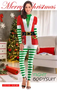 Détail d'un body de Noël pour femme avec motif Père Noël et manches à rayures festives