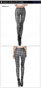 Détail macro de legging d'Halloween à taille haute avec imprimé tête de chat et éclair
