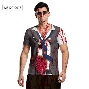 Detalle macro de impresión zombie 3D con órganos sangrientos y corbata en camiseta de hombre