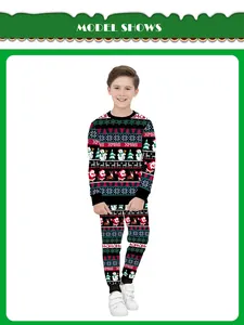 Primer plano del estampado digital de Papá Noel en tela negra suave para niños