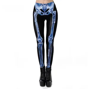 Détail de l'imprimé osseux 3D sur leggings de yoga avec motif squelette bleu