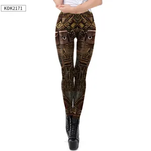 Détail du legging imprimé steampunk 3D montrant des textures de cuir et boucles en métal