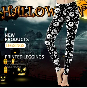 Dettaglio dei leggings di Halloween elasticizzati con teschi e stampa digitale