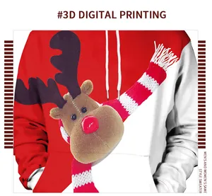 Détail de l'impression 3D montrant un renne sur un sweat à capuche rouge et blanc