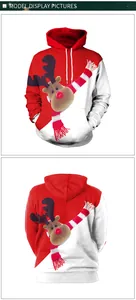 Détail d'un sweat à capuche de Noël avec motif renne 3D et patchwork contrasté rouge et blanc