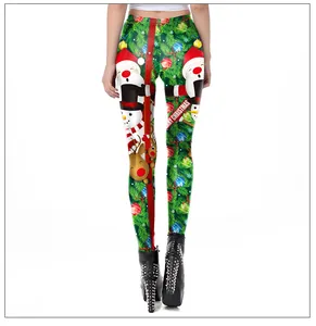 Detail der Weihnachts-Leggings mit Weihnachtsmann, Schneemann und Frohe Weihnachten Text