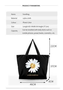 Detaillierte Größenangaben für die schwarze Nylon-Einkaufstasche mit Gänseblümchen-Motiv