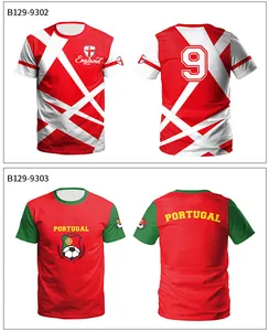 Detailansicht der England und Portugal Fußball-Fanshirts mit markanten Aufdrucken