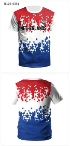 Vista fronte e retro della maglia calcio Paesi Bassi con motivo geometrico rosso bianco blu