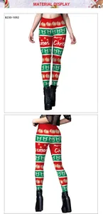 Détail de legging de Noël taille haute avec motifs de flocons et de rennes