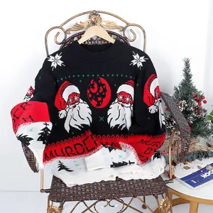 Pull de Noël tricoté festif sombre avec motifs Père Noël et lettrage Murder