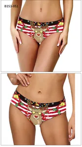 Detailansicht der Weihnachts-Slip für Damen mit Rentier-Motiv und Schneeflocken-Druck