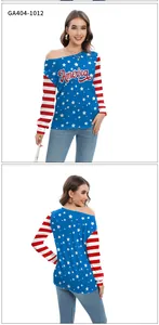 Dettaglio della maglia a maniche lunghe monospalla con motivo a stelle e strisce USA