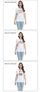 Detailansichten von Baumwoll-T-Shirts mit bunten LOVE-Herz und BE KIND Print-Grafiken