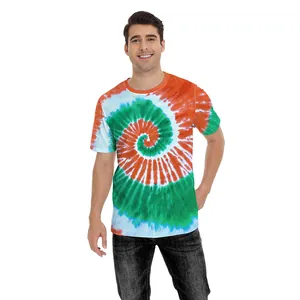 Herren T-Shirt mit grün-orangefarbenem Batikmuster Kleeblatt Kurzarm Rundhalsausschnitt