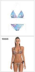 Détail de bikinis à imprimés floraux et géométriques avec liens et tissu stretch