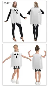 Vista anteriore e posteriore del costume da fantasma bianco con viso cartoon e bordo seghettato
