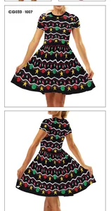 Vue avant et arrière d'une robe de Noël noire trapèze avec imprimés d'ampoules colorées
