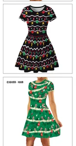 Détails de robes de Noël évasées avec imprimés festifs de boules et de sucres d'orge