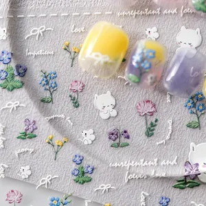 Relief-Nagelaufkleber mit niedlichen Katzen, Schmetterlingen und bunten Blumendesigns