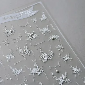 Stickers nail art fleurs en relief 3D avec motifs papillons élégants et perles blanches
