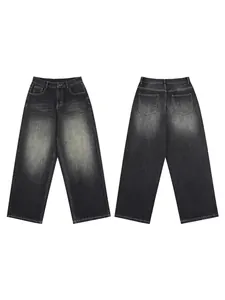 Jean large gris foncé vintage avec délavage intensif et style streetwear rétro