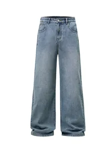 Jean large délavé bleu clair pour homme avec une coupe droite rétro et décontractée