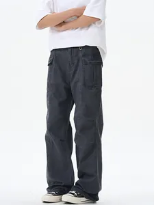 Pantalon cargo rétro gris foncé pour homme avec jambe large et poches latérales