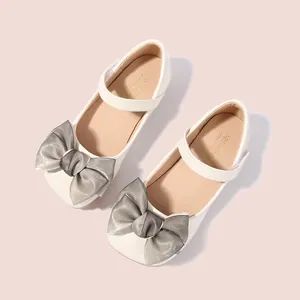 Chaussures Mary Jane crème pour filles avec grand nœud en organza gris et velcro